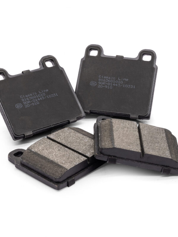 T2 1971-72 Bay Window (Crossover) Front Disk Brake Pad Set, 15mm, Left and Right