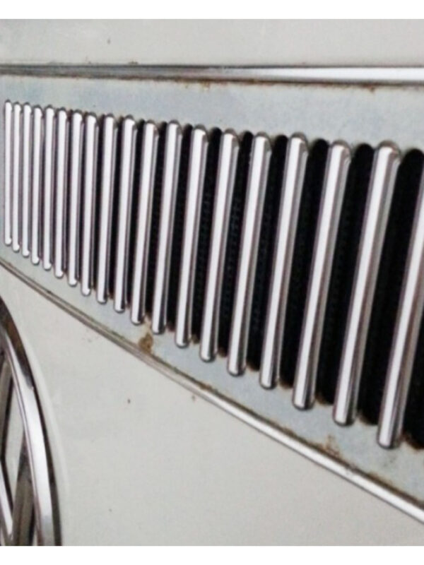 T2 Bay Window Front Vent Trims