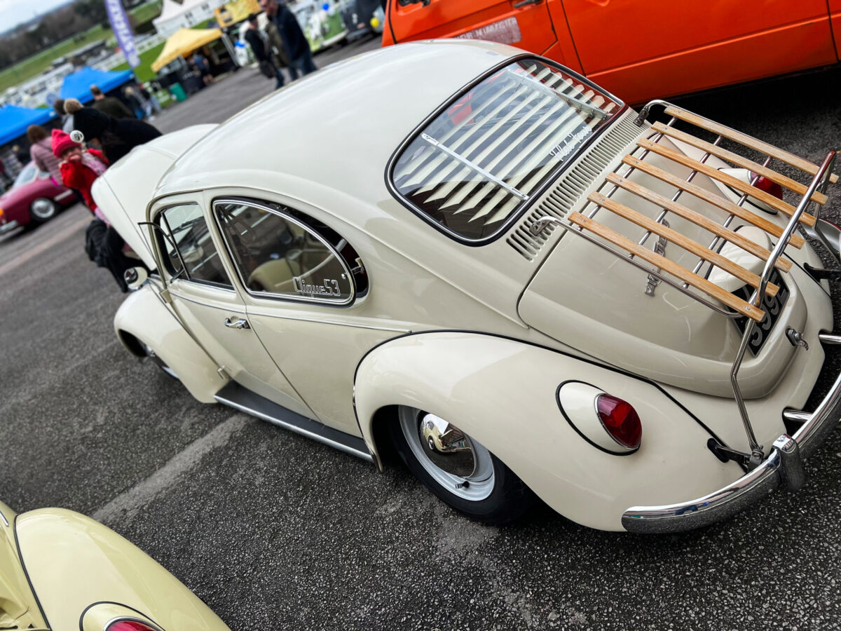 T1 1965- Beetle Chrome Side Pop-out Safari Window Frame Kit