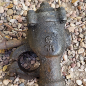 I have an original steering box to provide and will send this to Limebug
